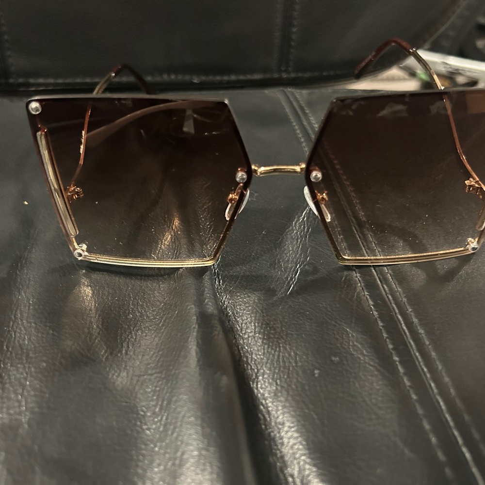 Chic Brown Hexagonal Sunglasses - image 2